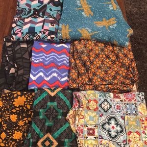 8 Bundle pack of LuLaRoe Leggings!
